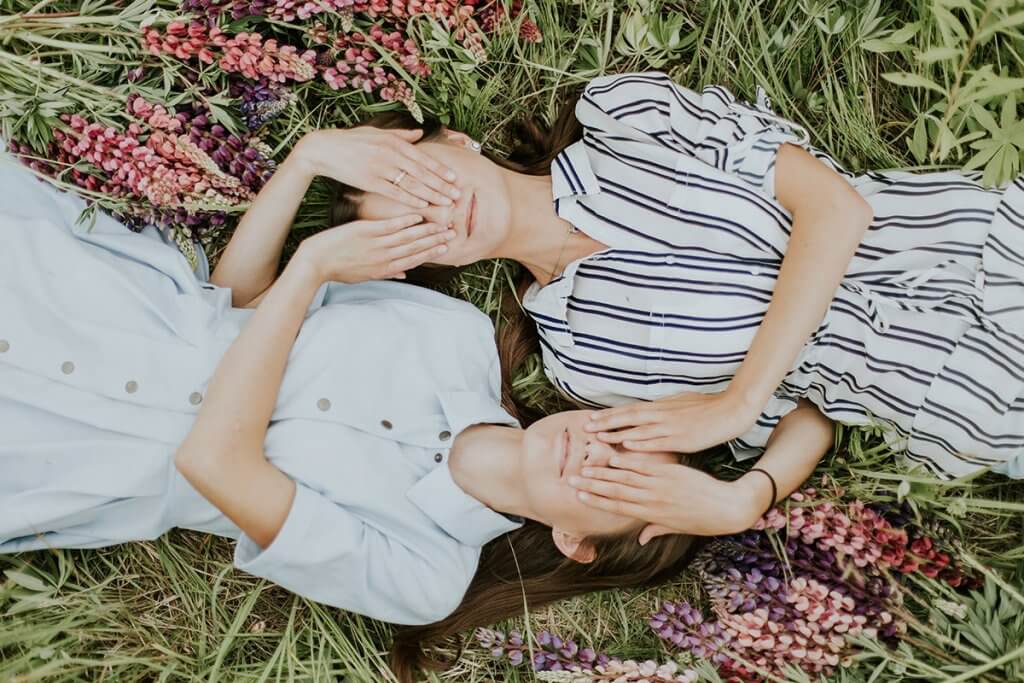 未婚と離婚では公的制度が違う！未婚シングルマザーは【寡婦控除みなし適用】を